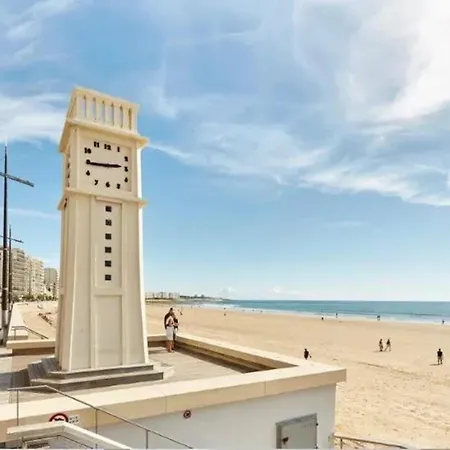 Aux Sables D'olonne Avec Balcon Et Parking *