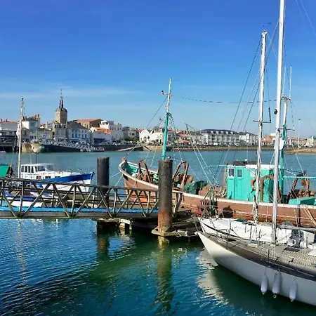 Aux Sables D'olonne Avec Balcon Et Parking Les Sables-d'Olonne